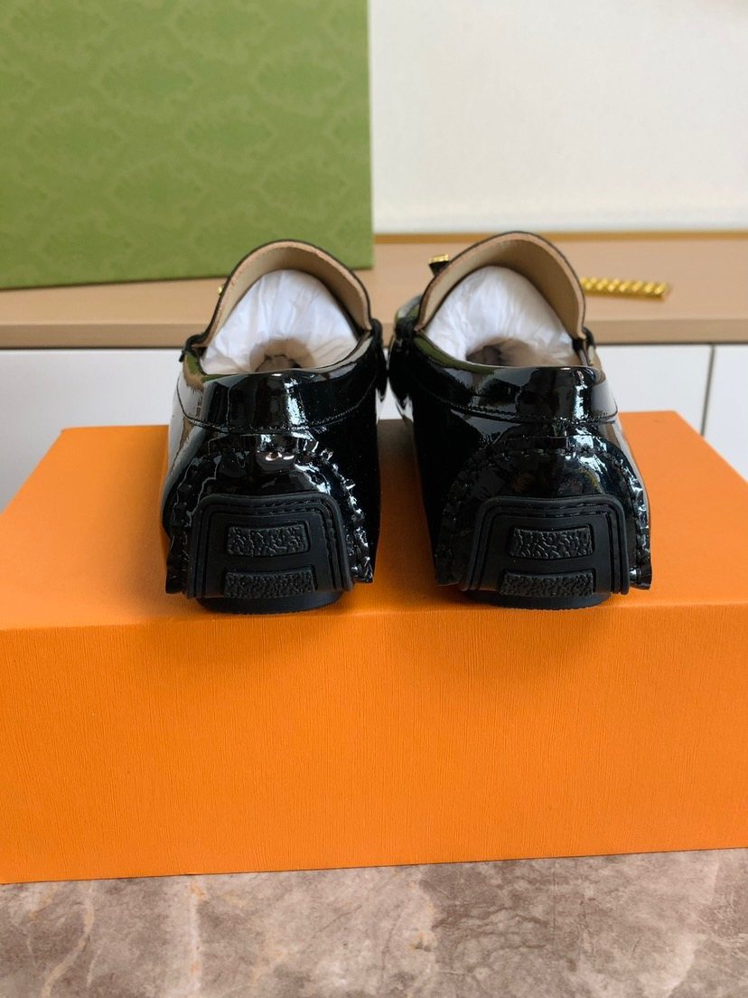 Gucci Men's Black Metal-Detail Loafers - Rubber Outsole